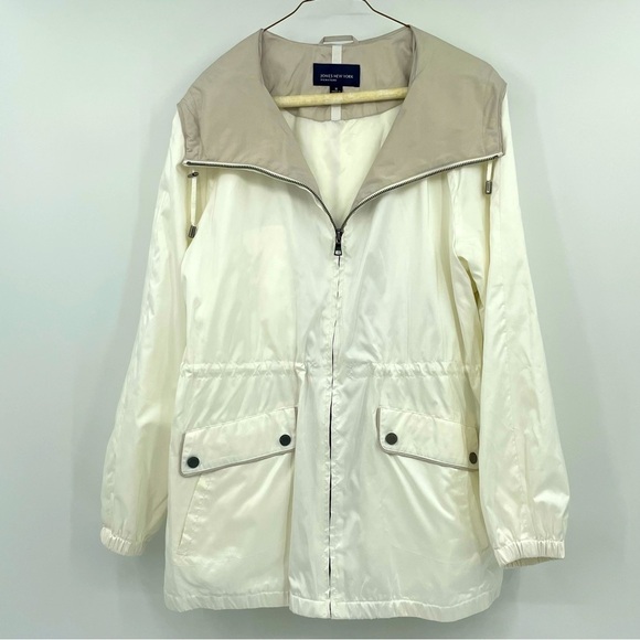 Jones New York Windbreaker/Raincoat – Cream Tan - Picture 1 of 13